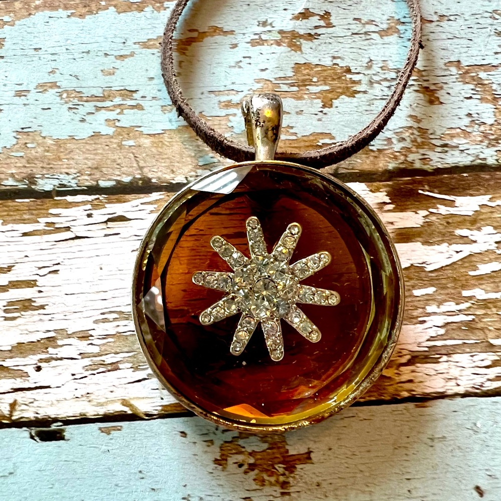 Rhinestone spur necklace